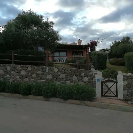 Villa Con Piscina Stintino