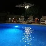 Con Piscina
